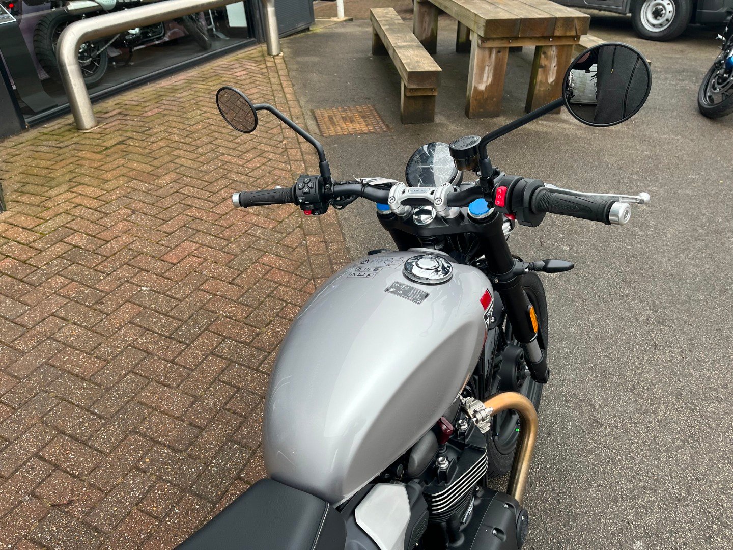 Triumph SPEED TWIN 900