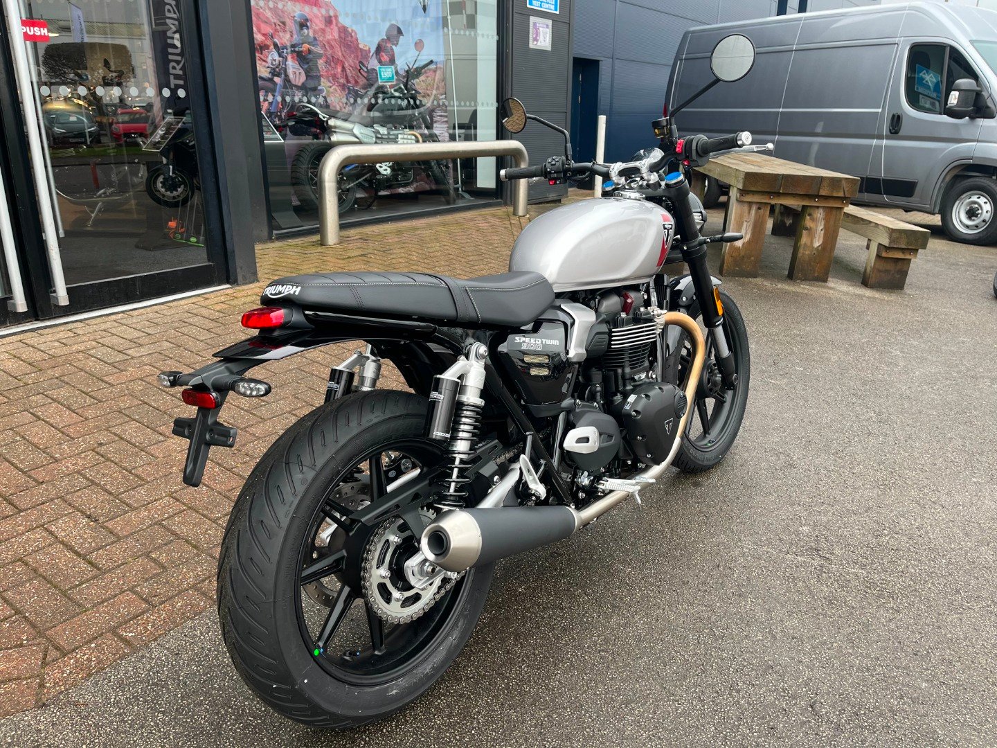 Triumph SPEED TWIN 900