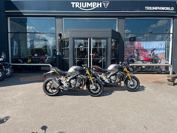 Used Triumph SPEED TRIPLE 1200 RS undefined for sale - bike-75160802: Photo
