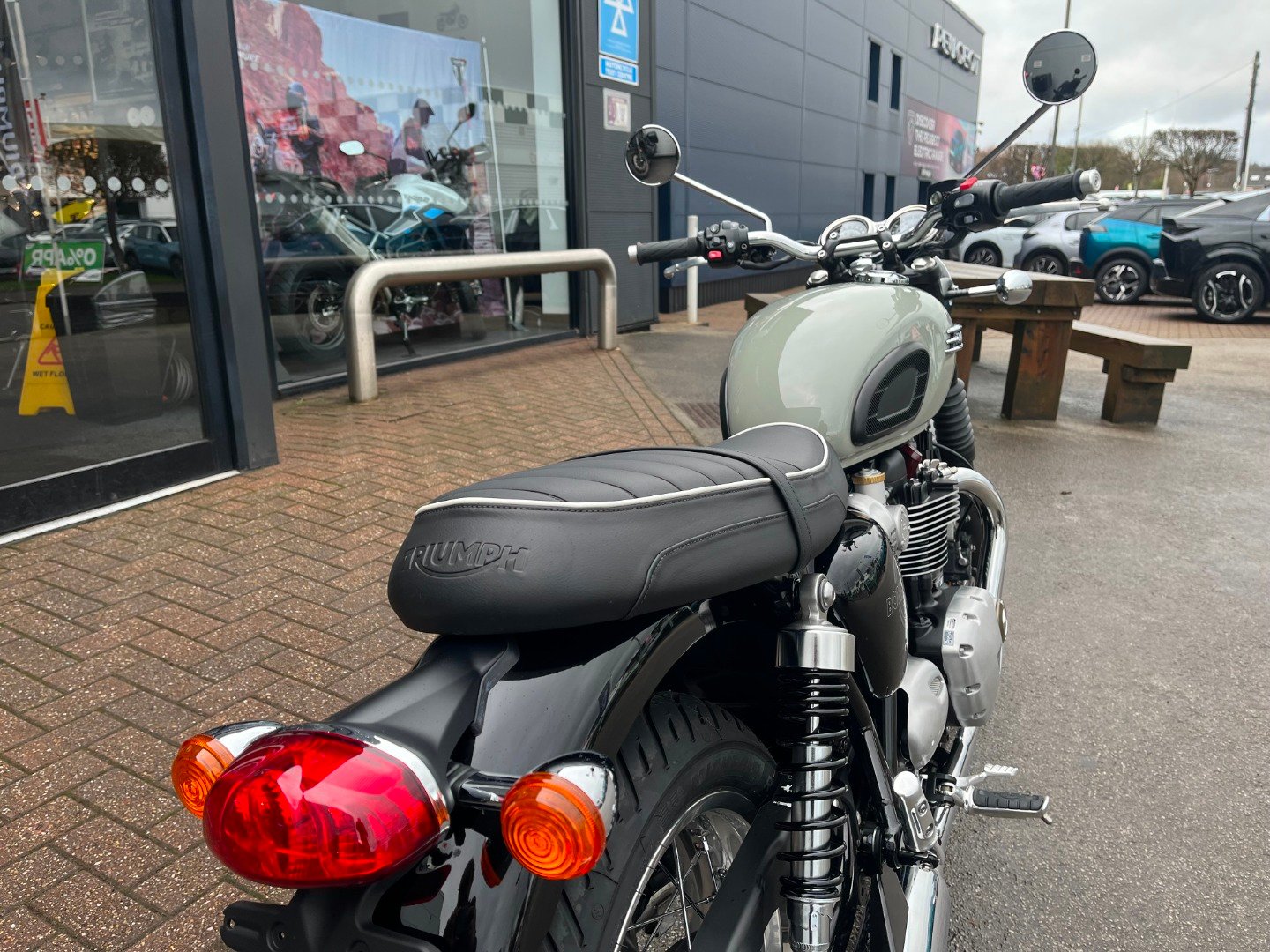 Triumph BONNEVILLE T120