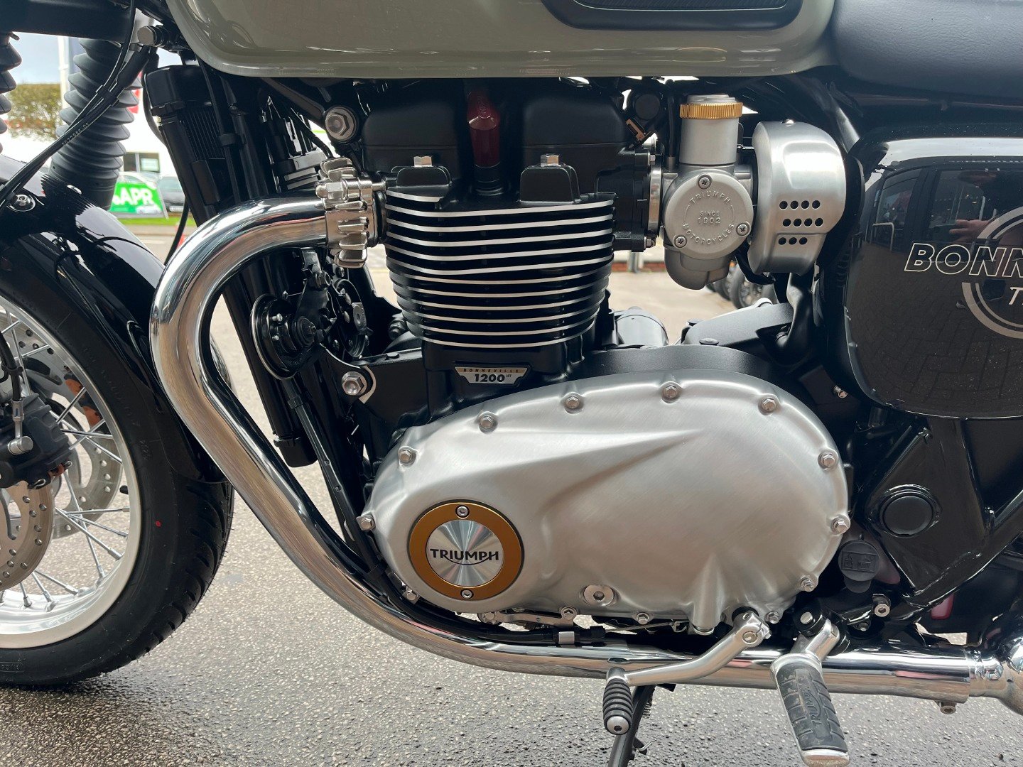 Triumph BONNEVILLE T120