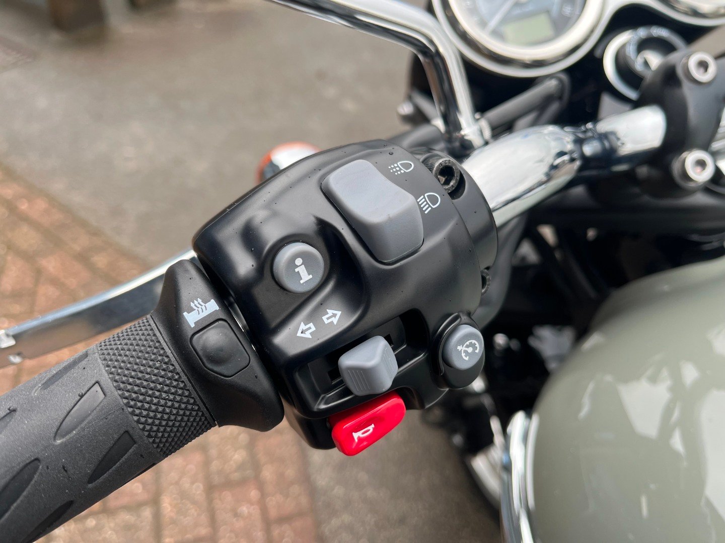 Triumph BONNEVILLE T120