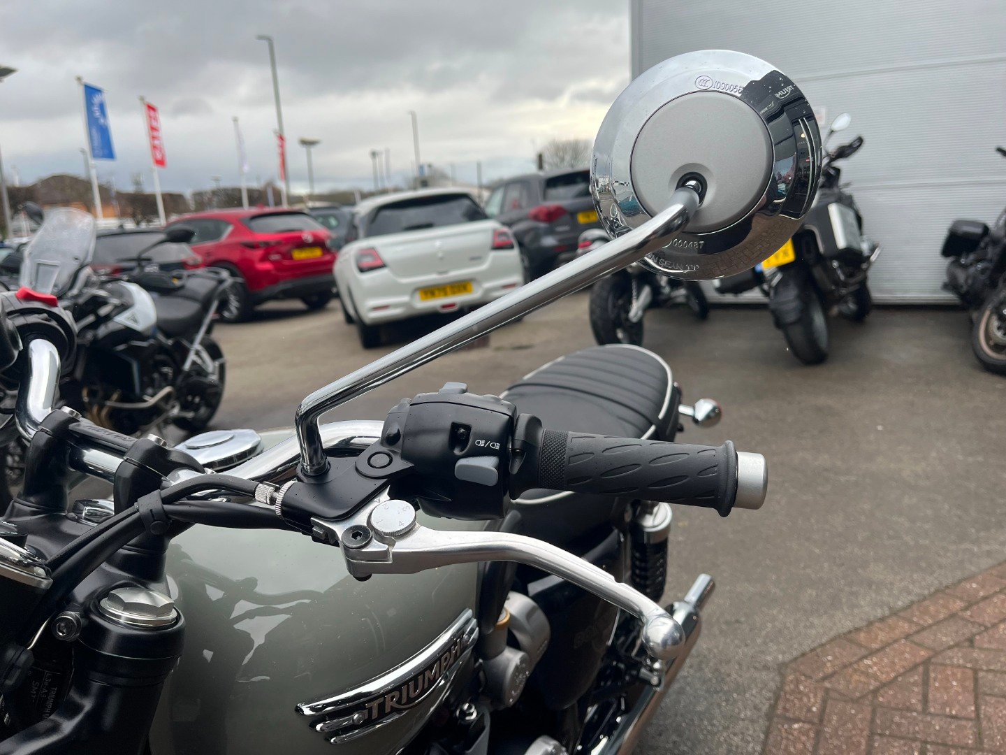 Triumph BONNEVILLE T120