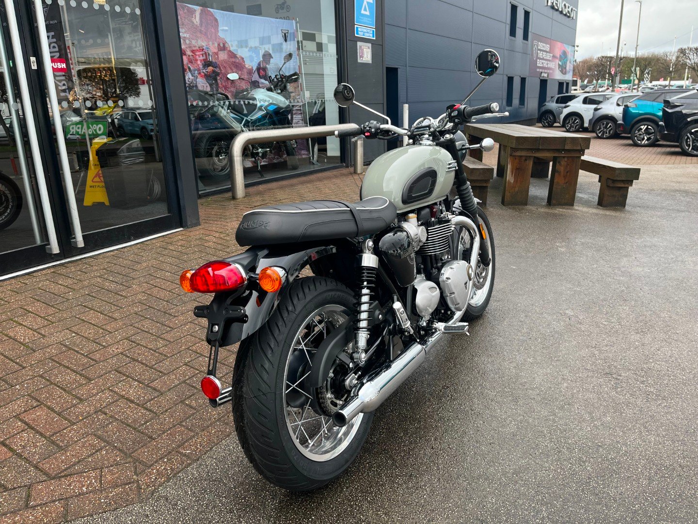 Triumph BONNEVILLE T120