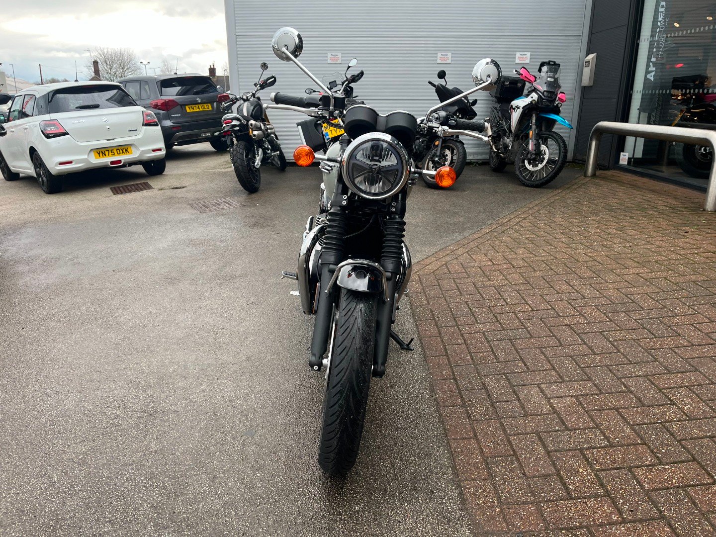 Triumph BONNEVILLE T120