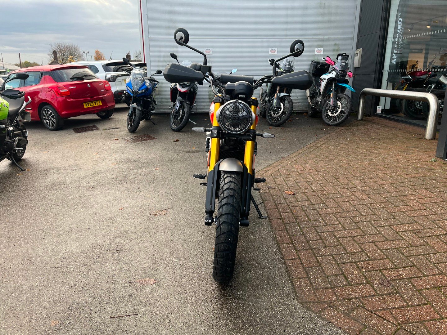 Triumph SCRAMBLER 400 X