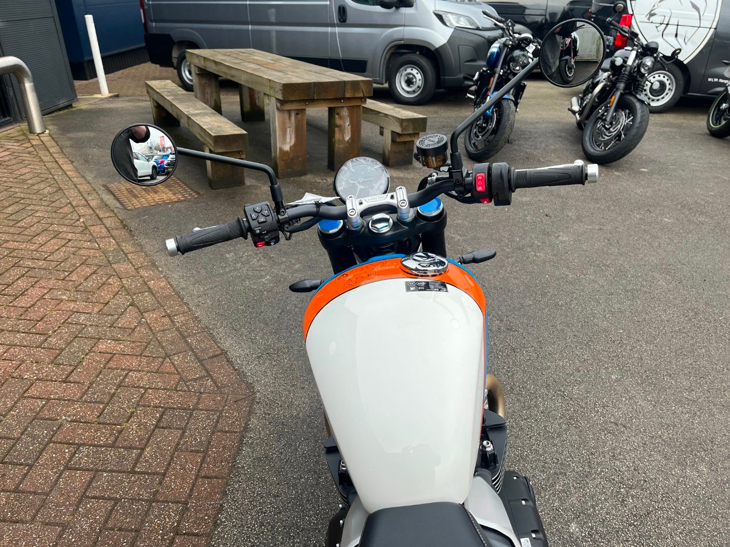 Triumph SPEED TWIN 900