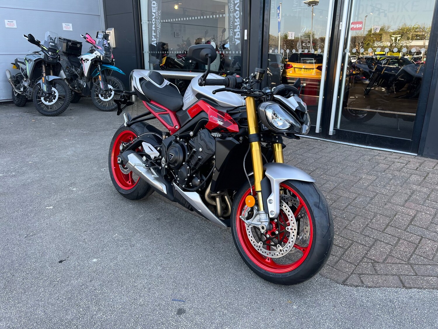 Triumph STREET TRIPLE 765 RX