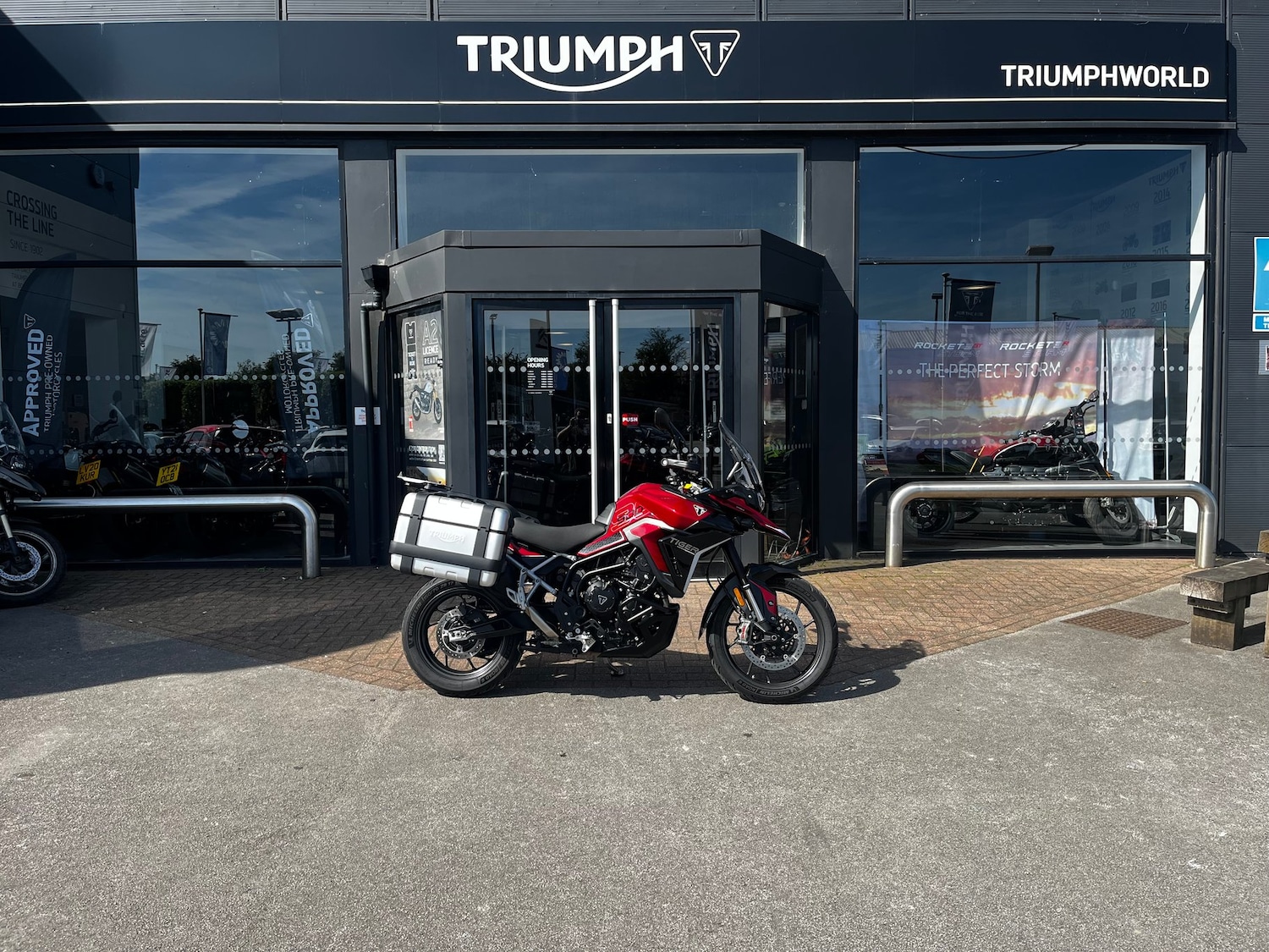 Used Triumph TIGER 900 GT PRO 2024 for sale - 78770560: Photo 2