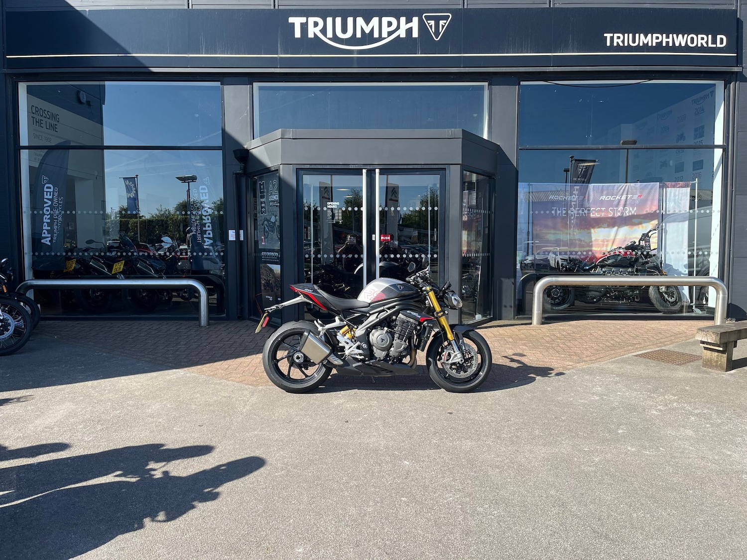 Used Triumph SPEED TRIPLE 1200 RS 2025 for sale - 78489479: Photo 2