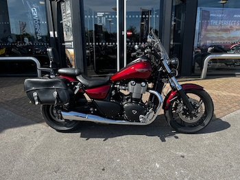 Used Triumph THUNDERBIRD 2017 for sale - bike-78770562: Photo