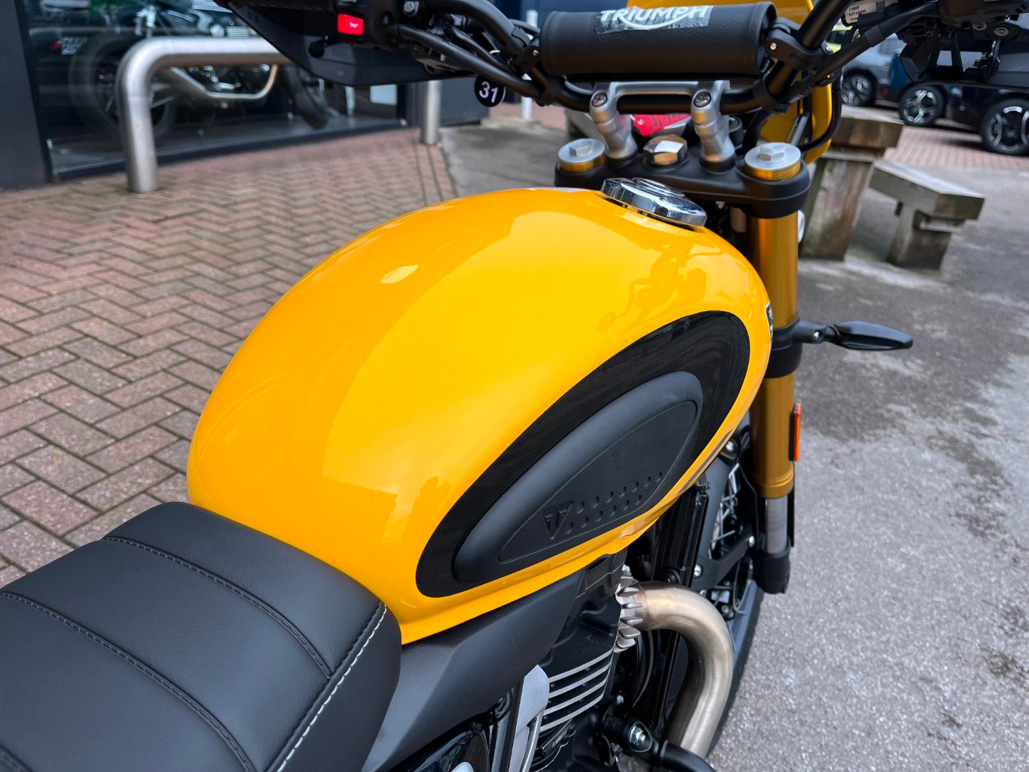 Triumph SCRAMBLER 400 XC