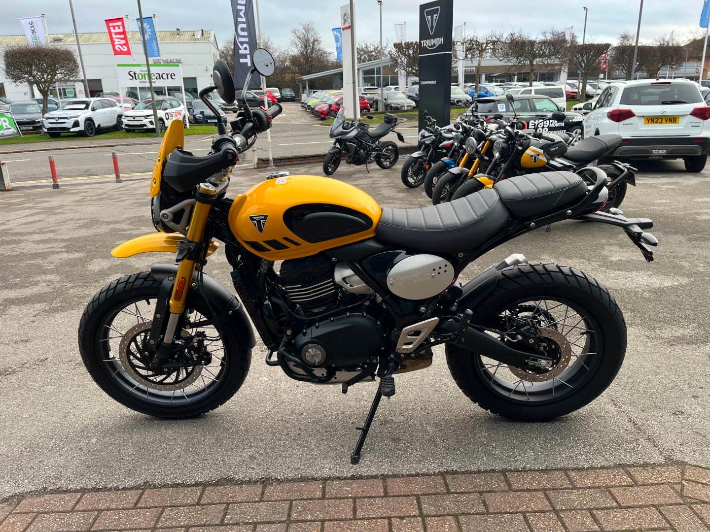 Triumph SCRAMBLER 400 XC