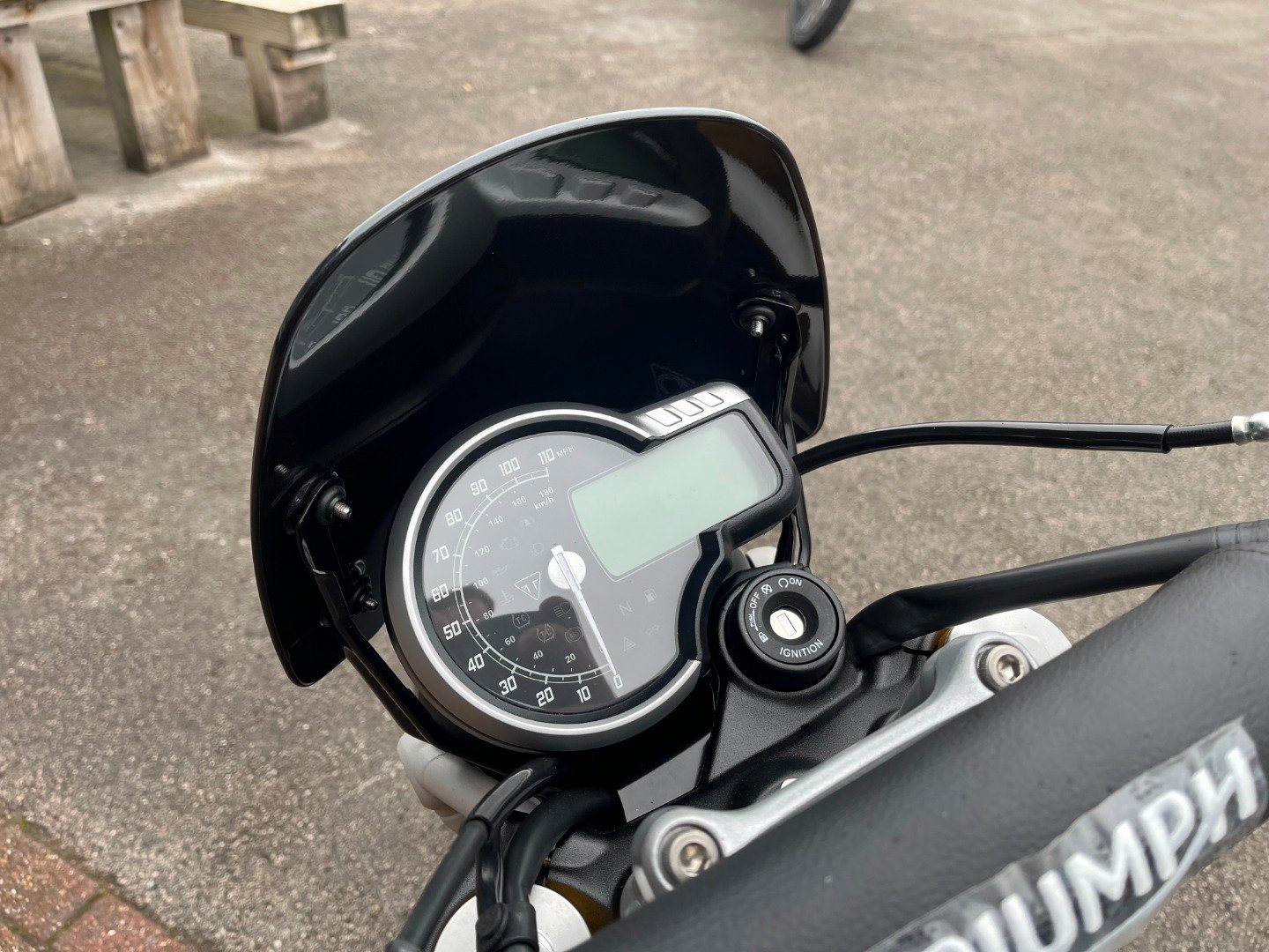 Triumph SCRAMBLER 400 XC