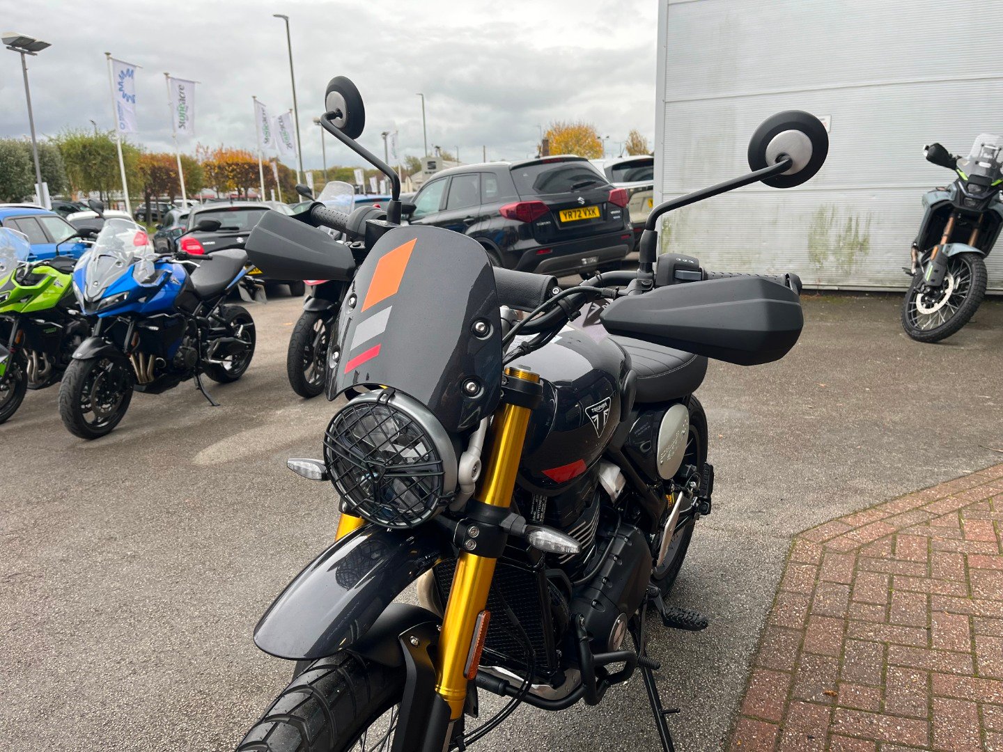 Triumph SCRAMBLER 400 XC