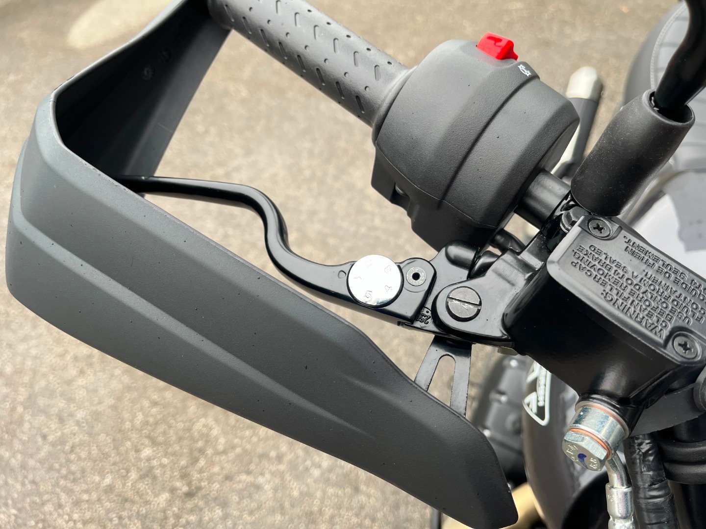 Triumph SCRAMBLER 400 XC