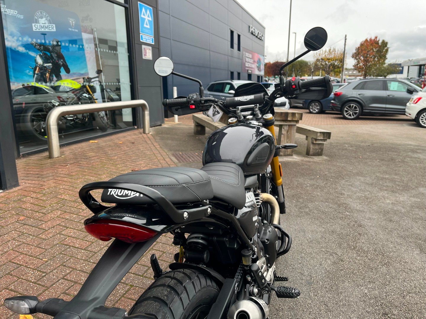 Triumph SCRAMBLER 400 XC