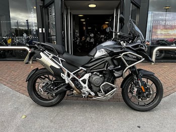Used Triumph TIGER 2022 for sale - bike-79765727: Photo