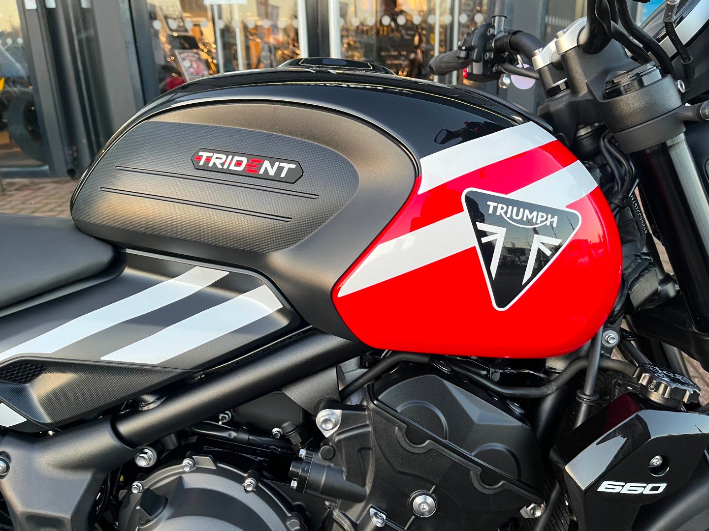 Triumph TRIDENT 660