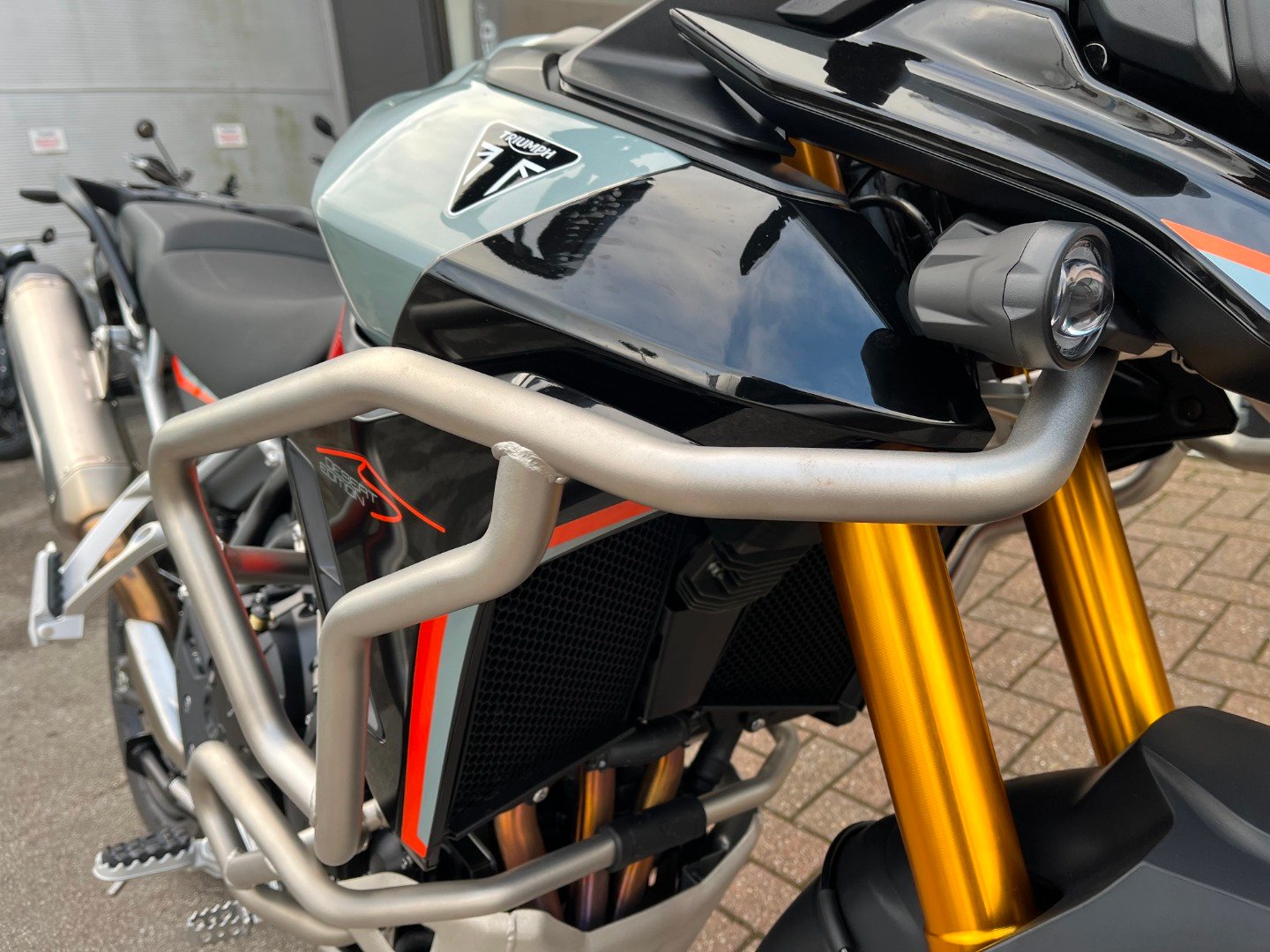 Triumph TIGER 900 DESERT EDITION