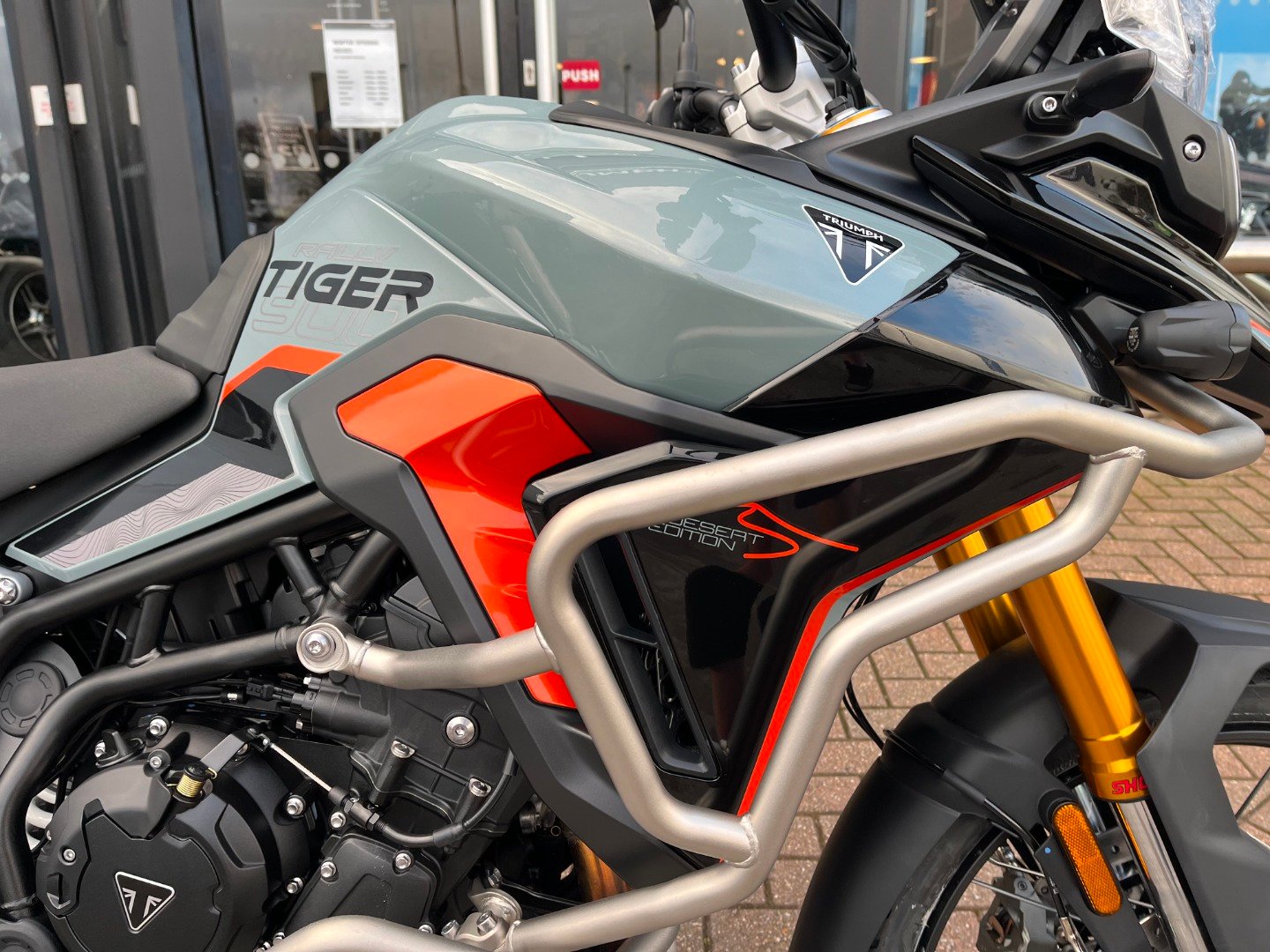 Triumph TIGER 900 DESERT EDITION