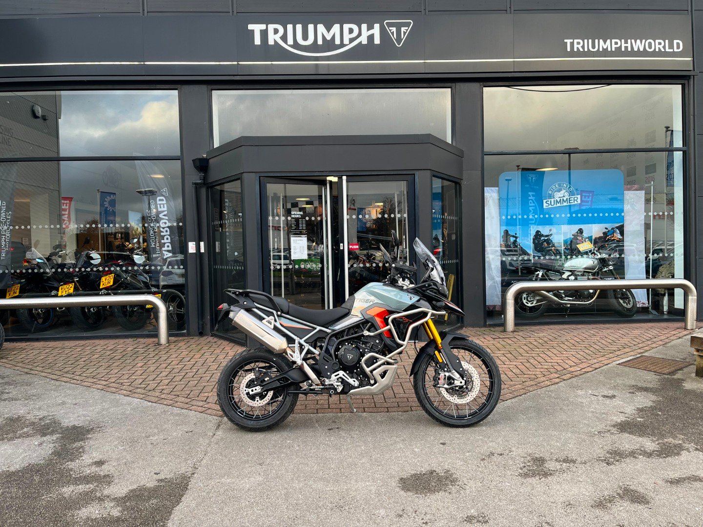 Triumph TIGER 900 DESERT EDITION