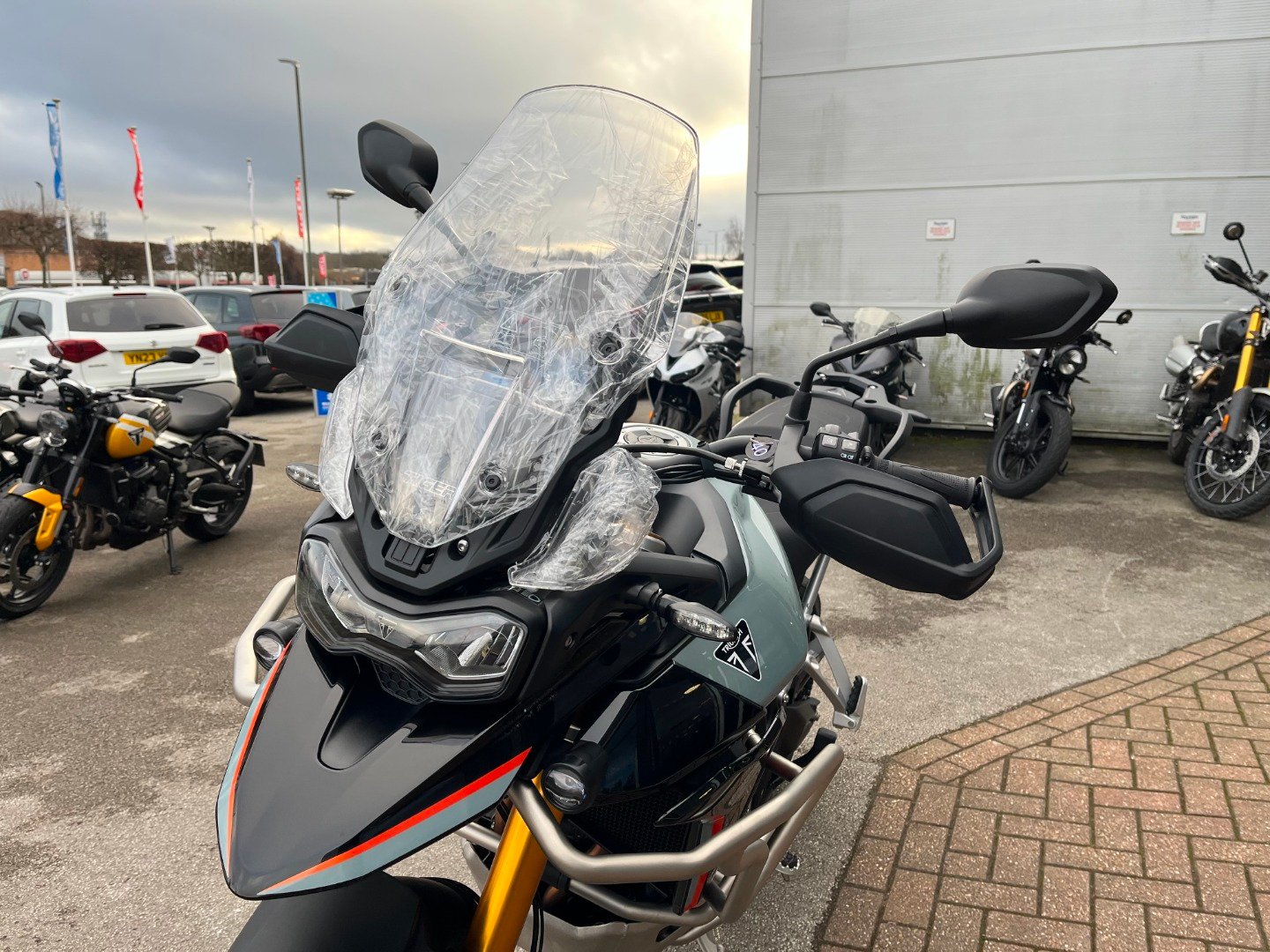 Triumph TIGER 900 DESERT EDITION