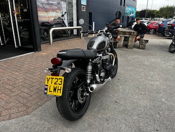 Used Triumph SPEED 2023 for sale - bike-79386455: Photo