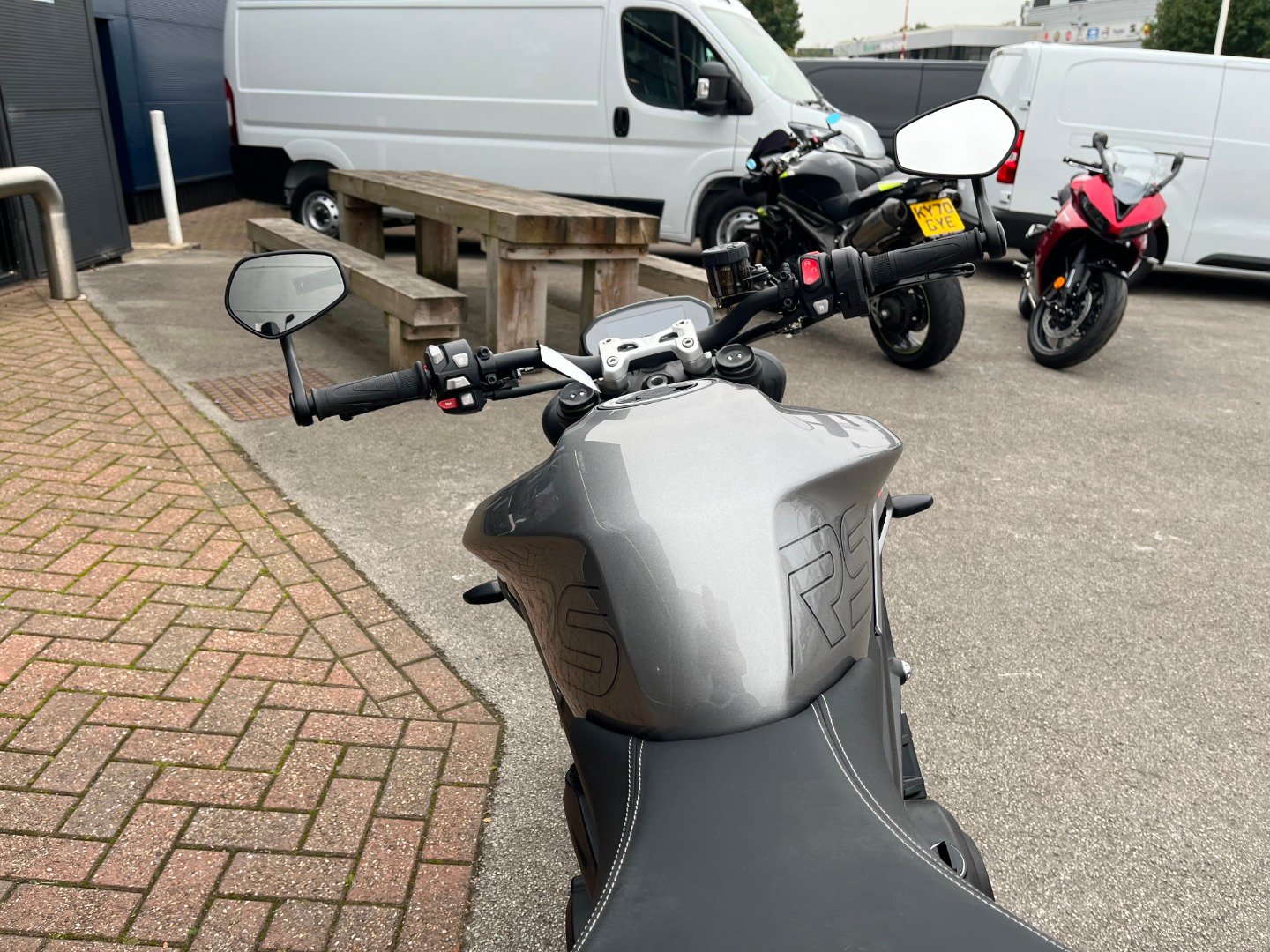 Triumph STREET TRIPLE 765 RS