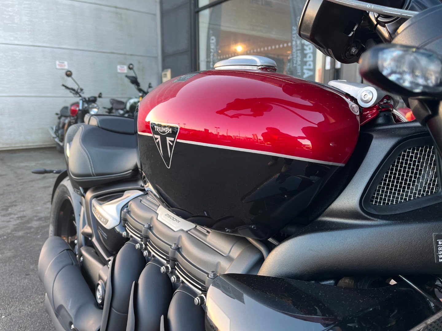 Triumph ROCKET 3 STORM R