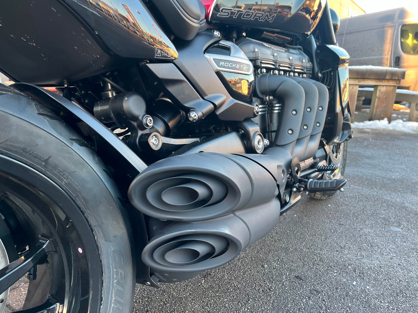 Triumph ROCKET 3 STORM R