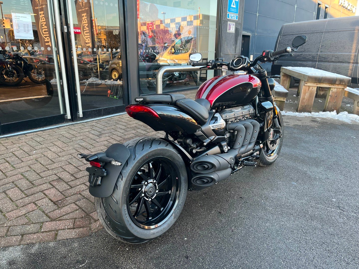 Triumph ROCKET 3 STORM R