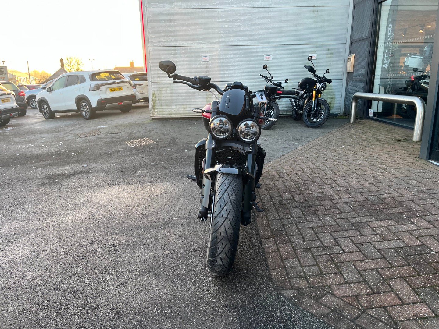 Triumph ROCKET 3 STORM R