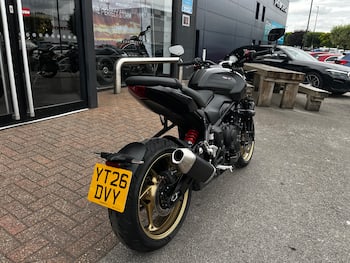Used Triumph TRIDENT 2026 for sale - bike-79845890: Photo
