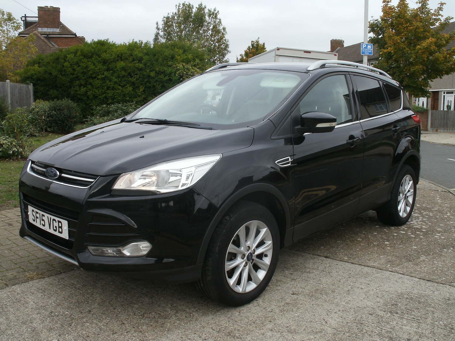 Used Ford Kuga 2015 for sale - 76253651: Photo 2