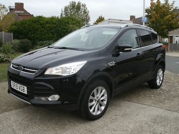 Used Ford Kuga 2015 for sale - 76253651: Photo