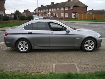 Used BMW 5 Series 2012 for sale - 77656512: Photo