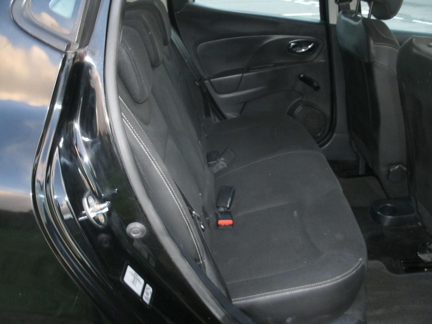 Used Renault Clio 2013 for sale - 77226093: Photo 11