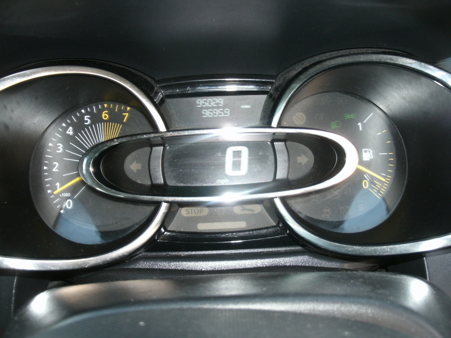 Used Renault Clio 2013 for sale - 77226093: Photo 8