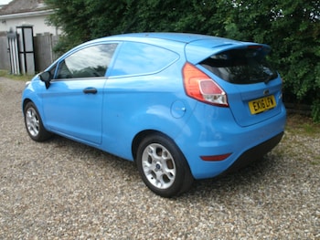 Used Ford Fiesta 2016 for sale - 78858871: Photo