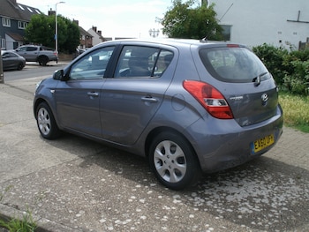 Used Hyundai i20 2010 for sale - 78559164: Photo