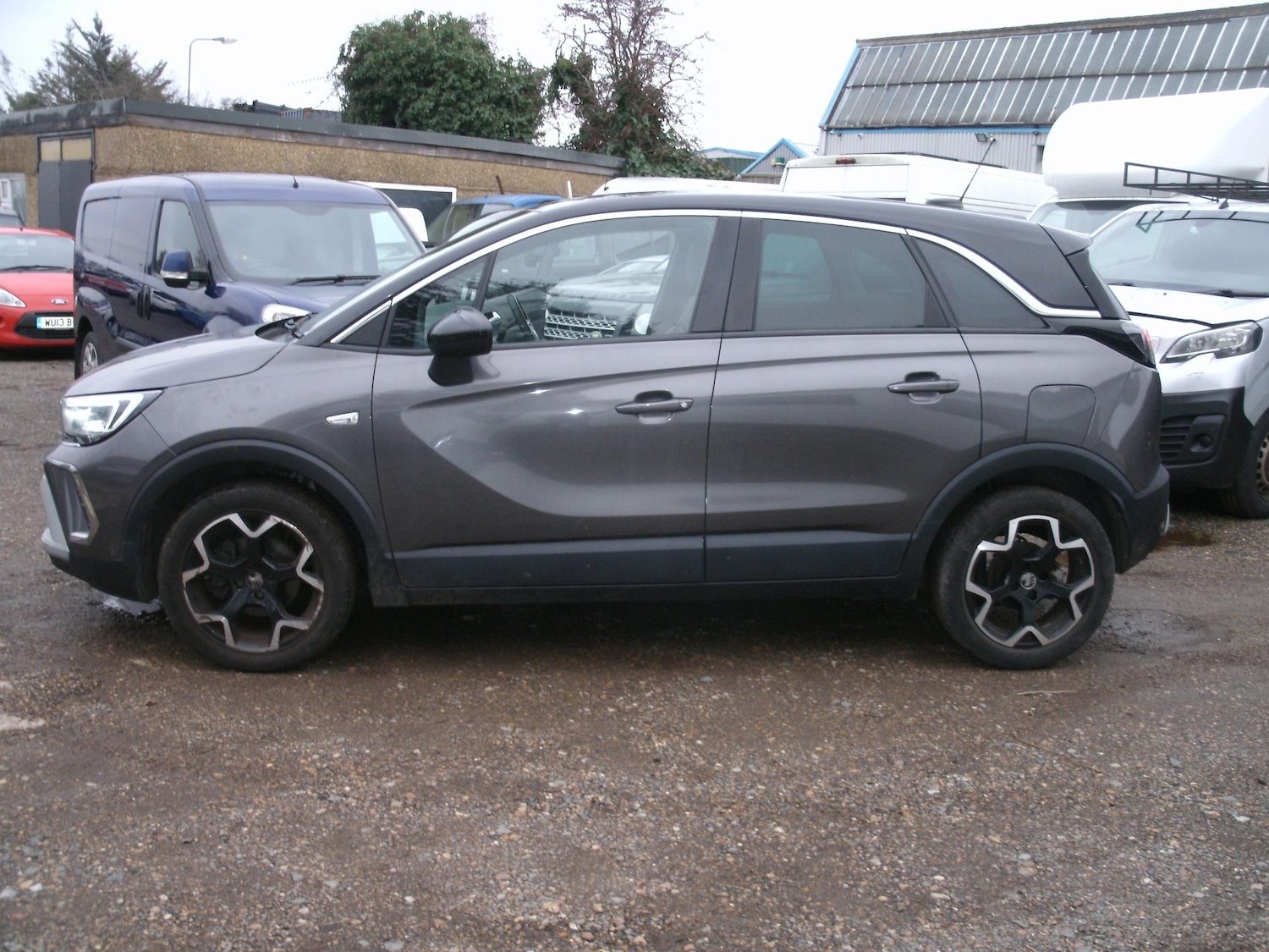 Used Vauxhall Crossland 2021 for sale - 77035235: Photo 2
