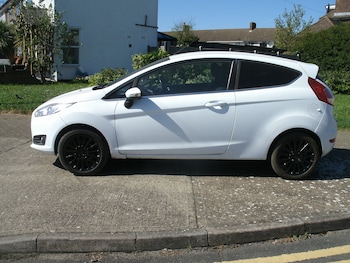 Used Ford Fiesta 2012 for sale - 78109872: Photo