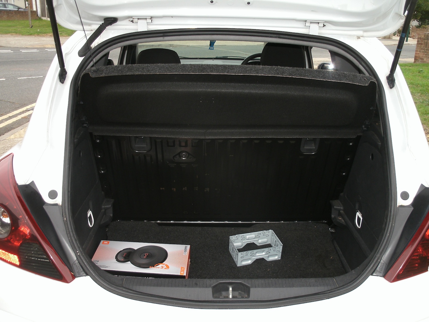 Used Vauxhall Corsa 2014 for sale - 76271610: Photo 13