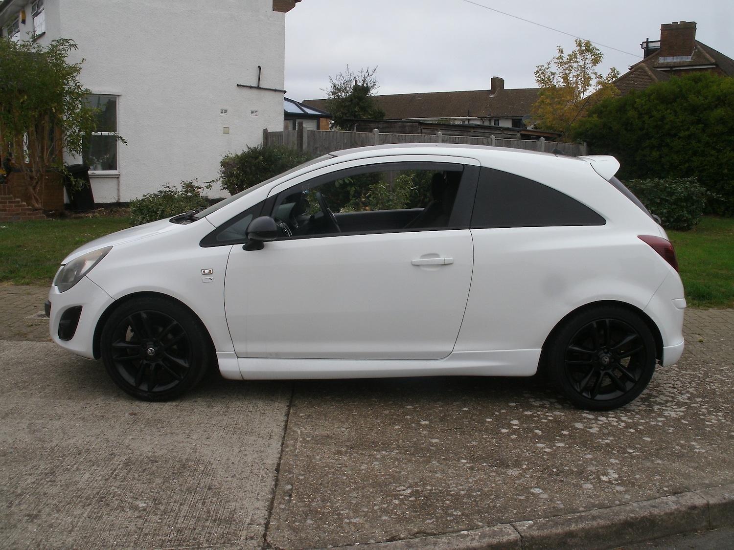 Used Vauxhall Corsa 2014 for sale - 76271610: Photo 3