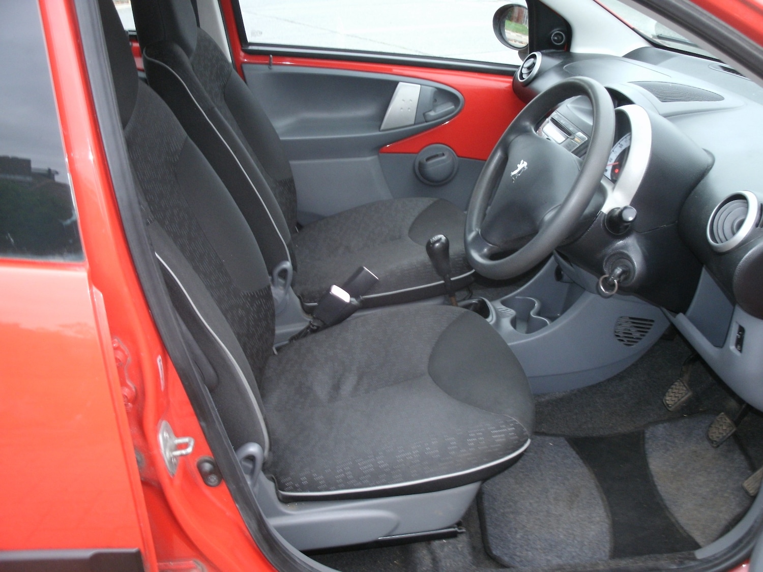 Used Peugeot 107 2009 for sale - 76302944: Photo 11