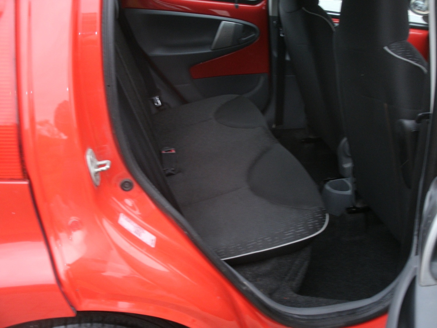 Used Peugeot 107 2009 for sale - 76302944: Photo 12