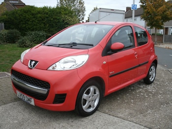 Peugeot - 107