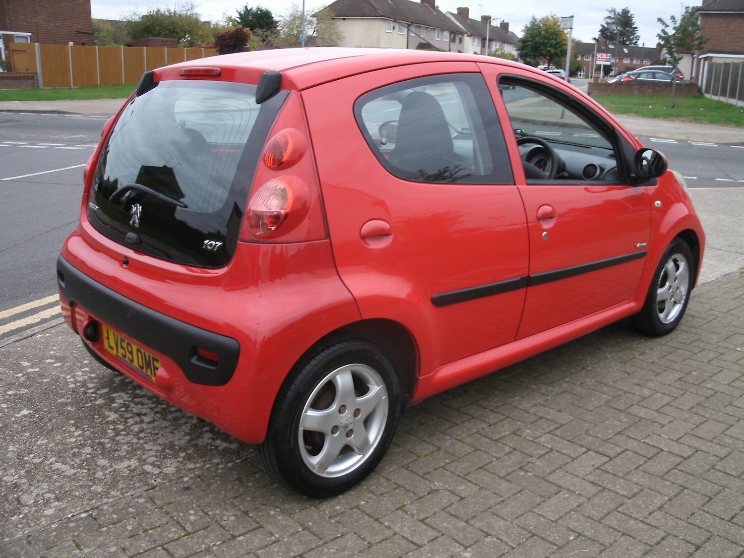 Used Peugeot 107 2009 for sale - 76302944: Photo 4