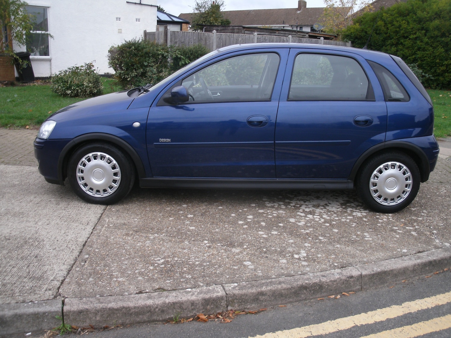 Used Vauxhall Corsa 2006 for sale - 76375726: Photo 2